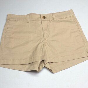 LIKE NEW OLD NAVY TAN EVERYDAY SHORTS 10/30 ⭐️